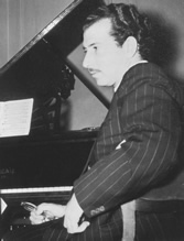 David Rosenmann-Taub at the piano.